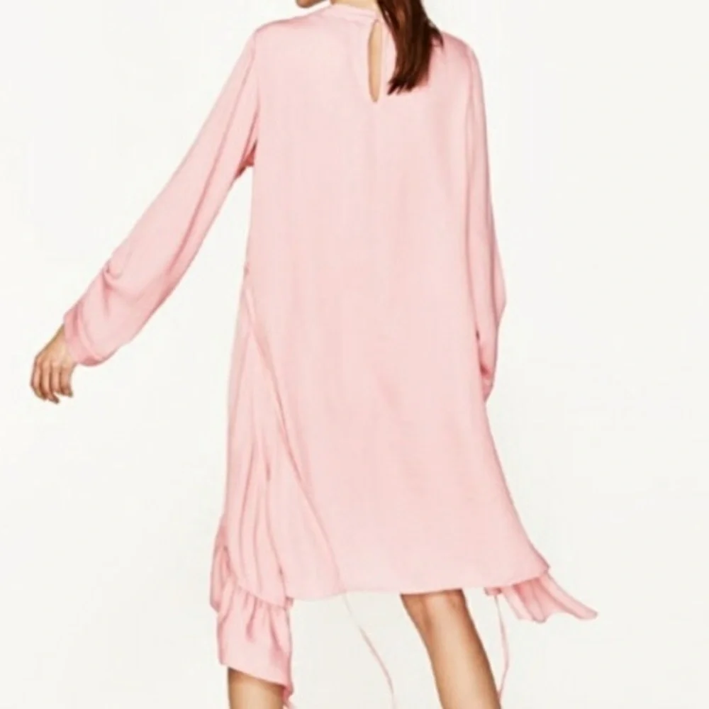 Barbie Core Zara Blogger Favorite Frilled Pink Midi Dress - Picture 5 of 11